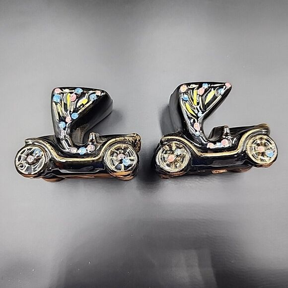 Vintage Red Ware Hand Painted Car Jalopy 3” Salt & Pepper Shakers Japan - Picture 4 of 8